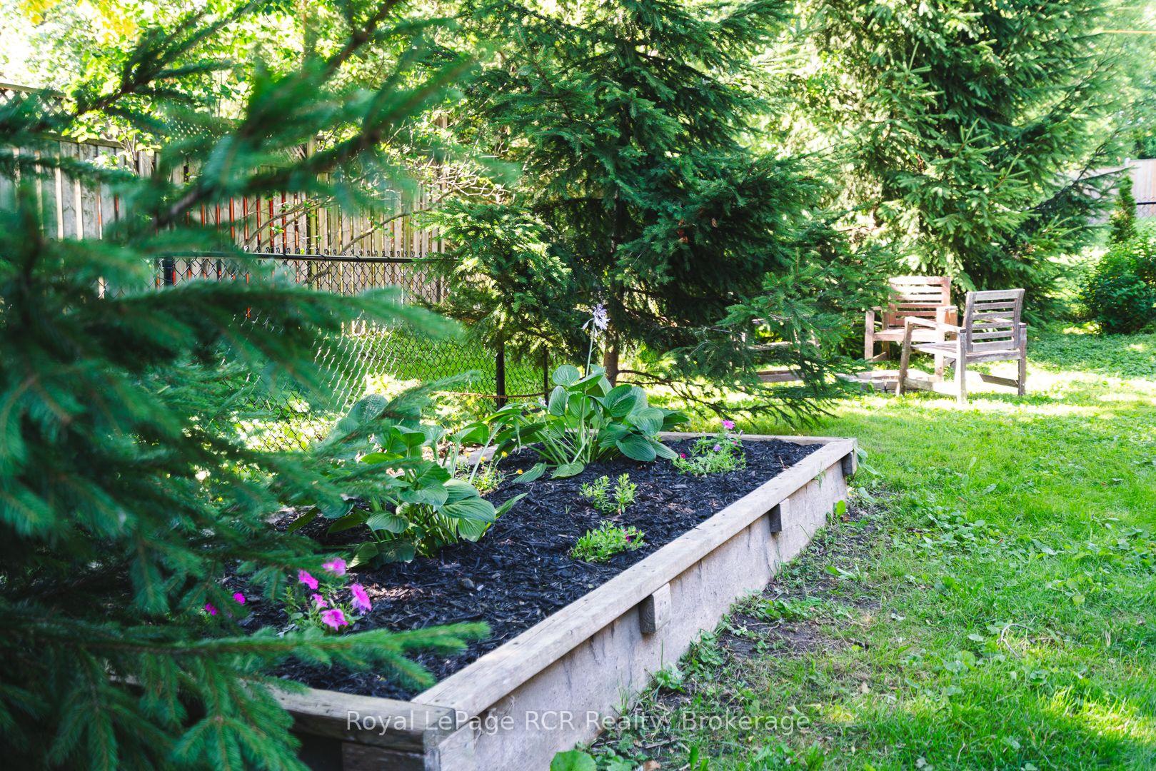 Photo 13 of 246 16th Avenue Crescent, Hanover — HOMEH