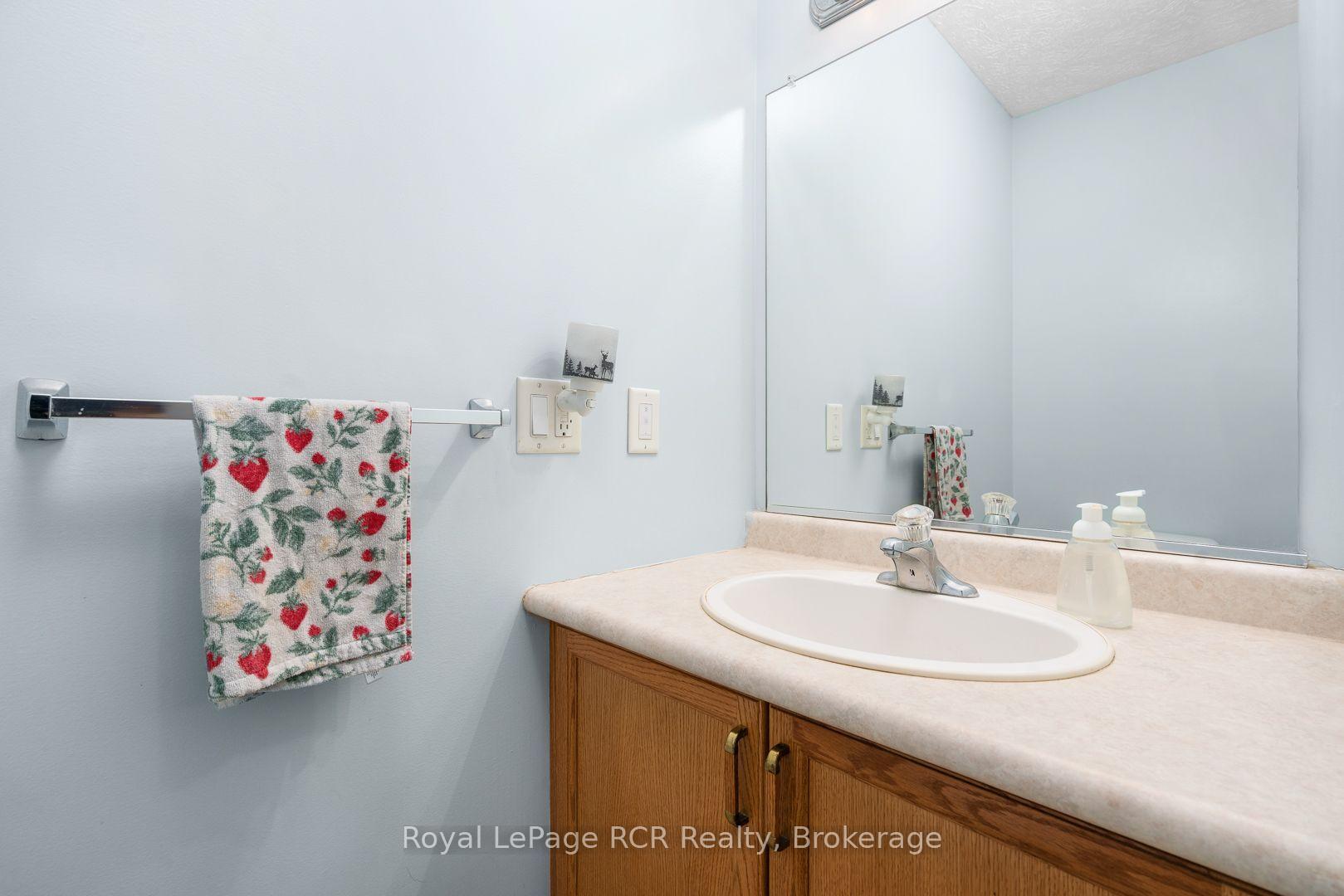 Photo 33 of 246 16th Avenue Crescent, Hanover — HOMEH