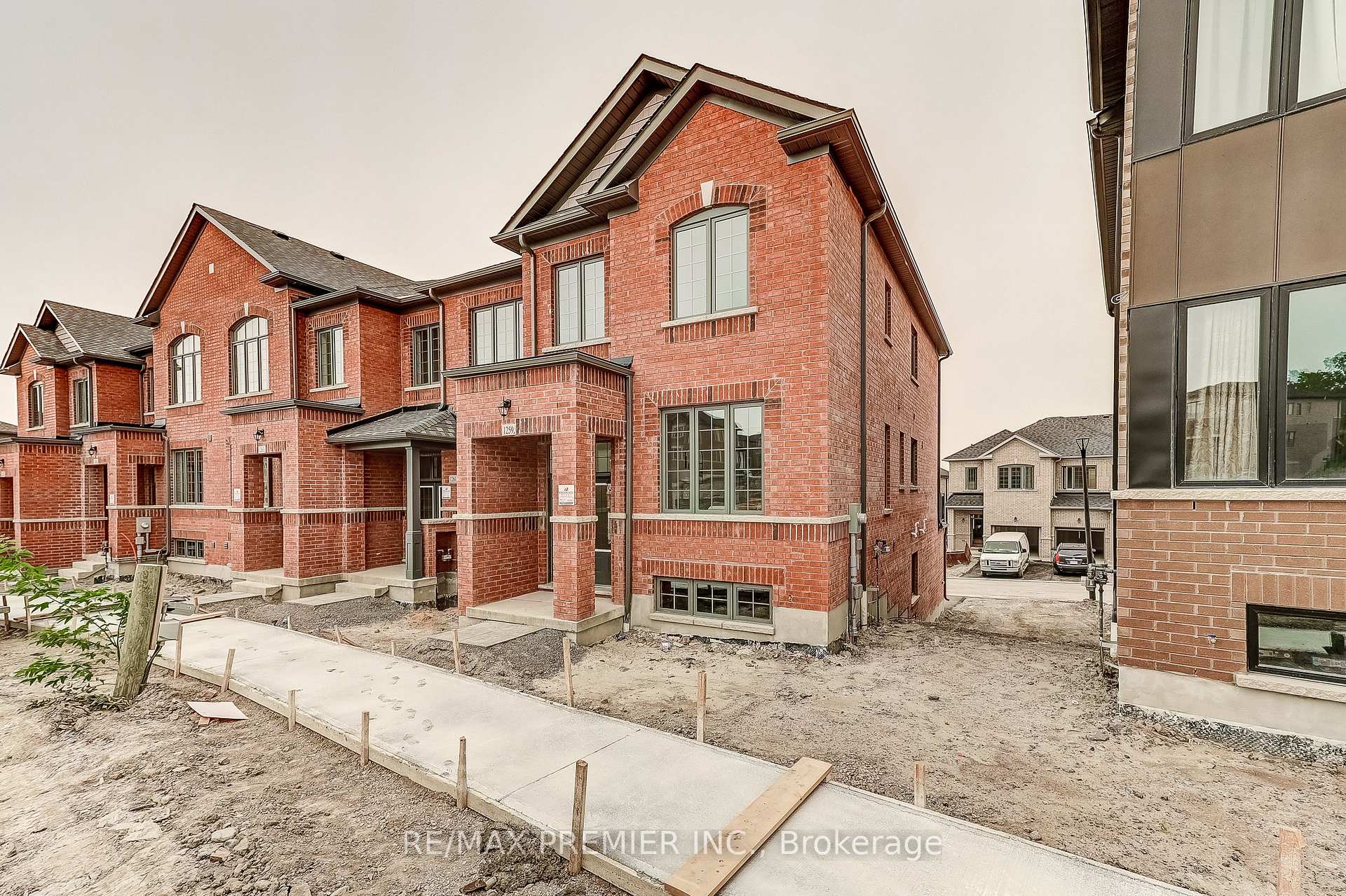 Photo 2 of 1259 Winding Woods Trail, Pickering, Rural Pickering — HOMEH