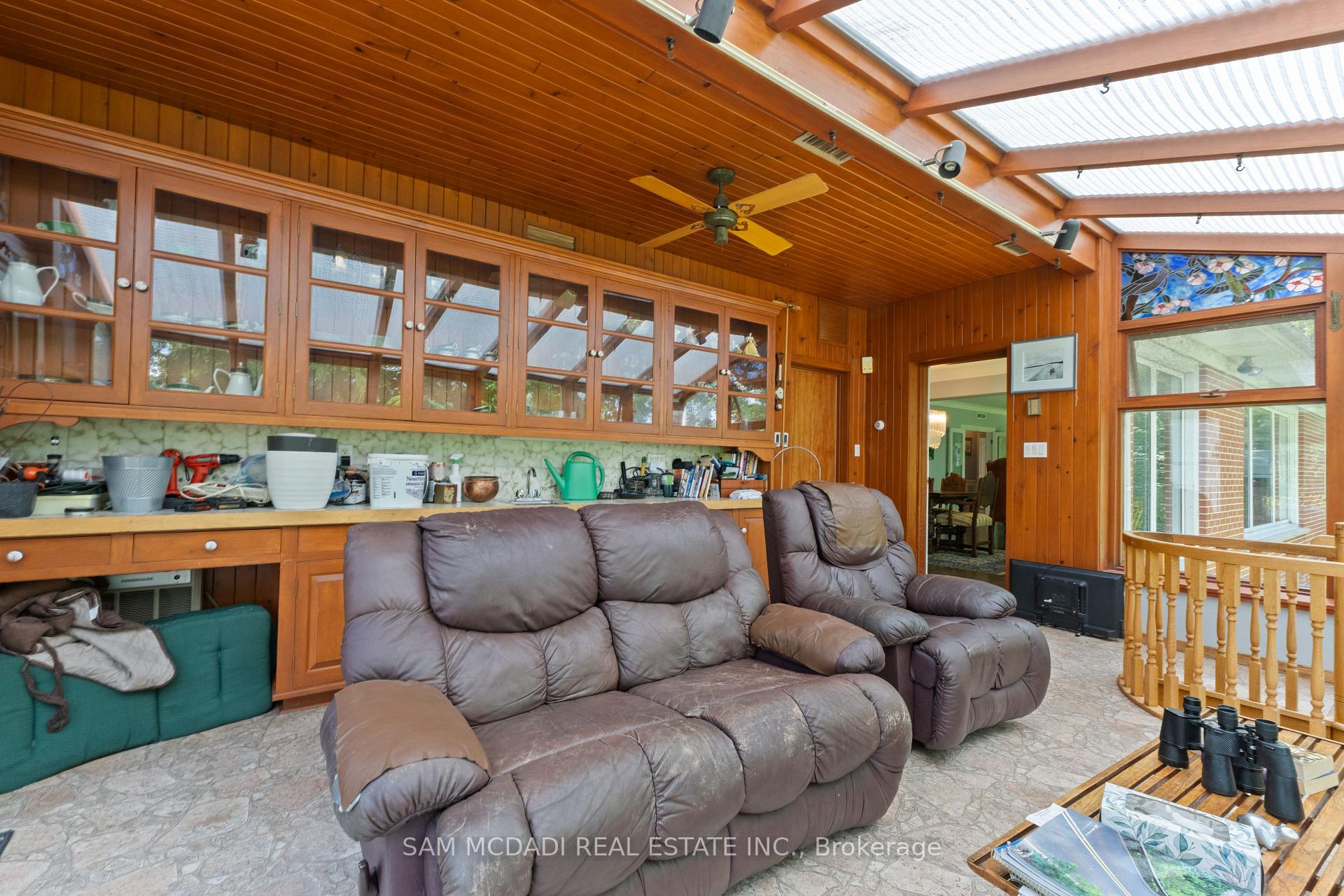 Photo 9 of 461 Temagami Crescent, Mississauga, Lorne Park — HOMEH