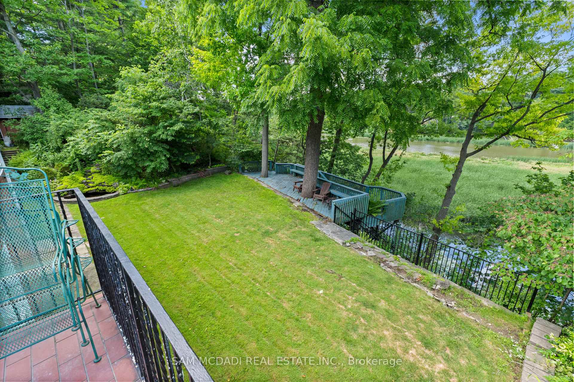Photo 33 of 461 Temagami Crescent, Mississauga, Lorne Park — HOMEH
