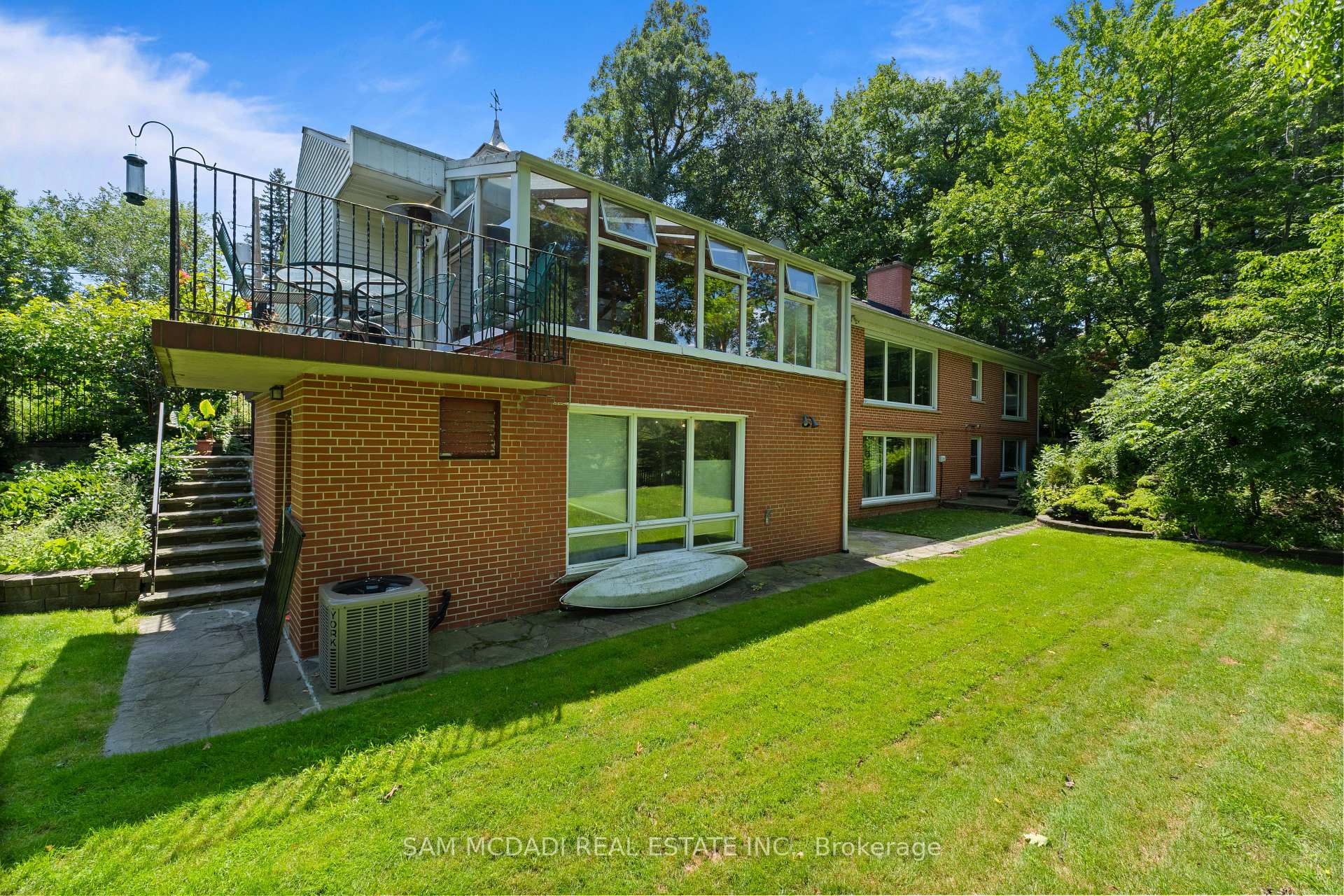 Photo 34 of 461 Temagami Crescent, Mississauga, Lorne Park — HOMEH