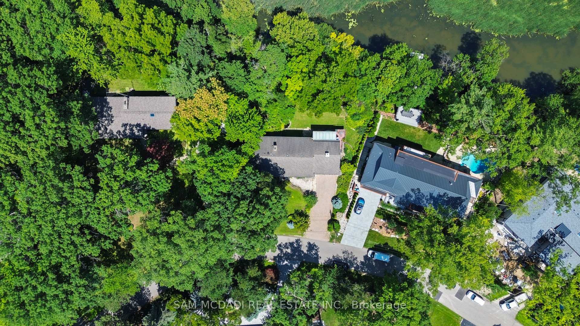 Photo 39 of 461 Temagami Crescent, Mississauga, Lorne Park — HOMEH