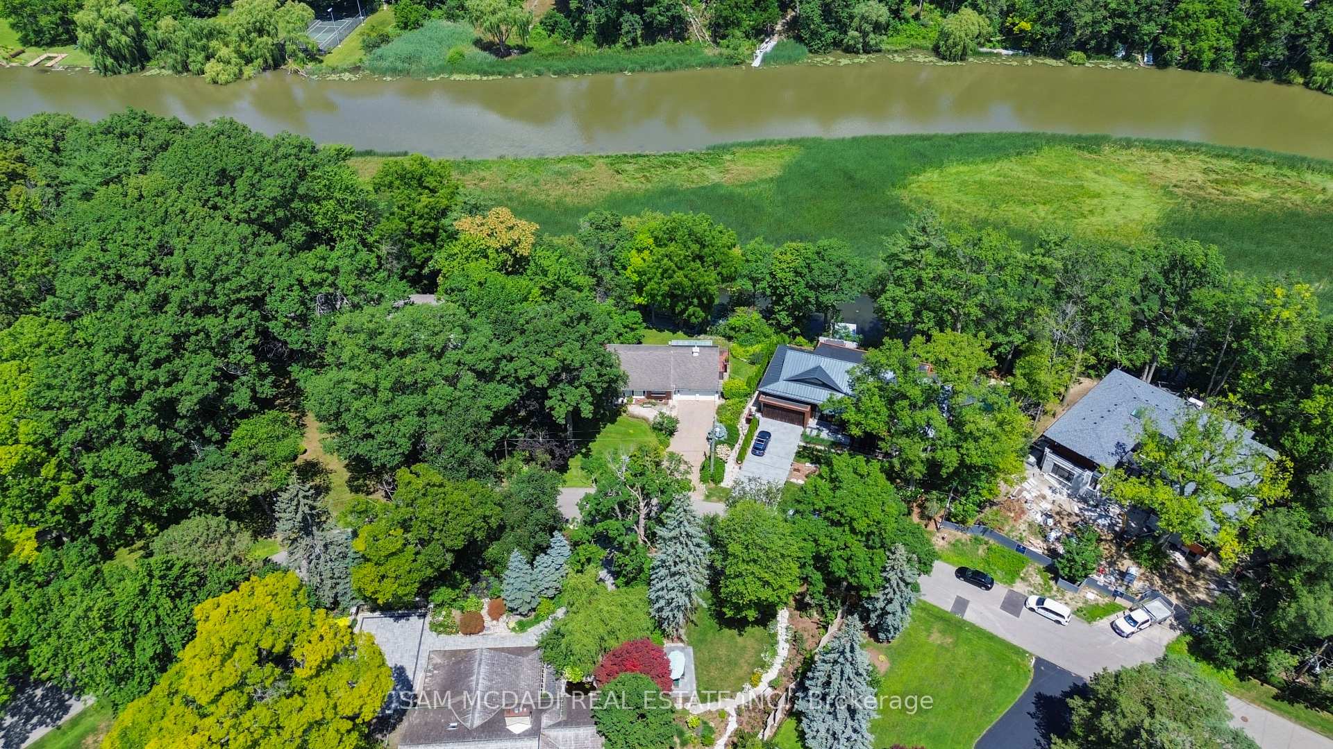 Photo 40 of 461 Temagami Crescent, Mississauga, Lorne Park — HOMEH