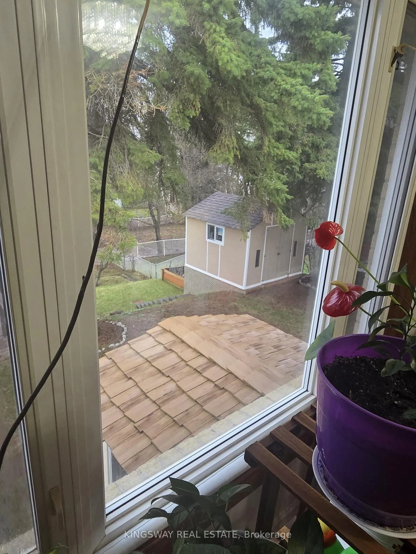Photo 15 of 405 Dixon Boulevard, Newmarket, Central Newmarket — HOMEH