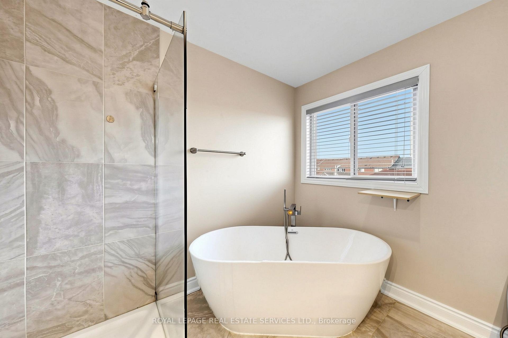 Photo 21 of 5837 Rainberry Drive, Mississauga, Churchill Meadows — HOMEH