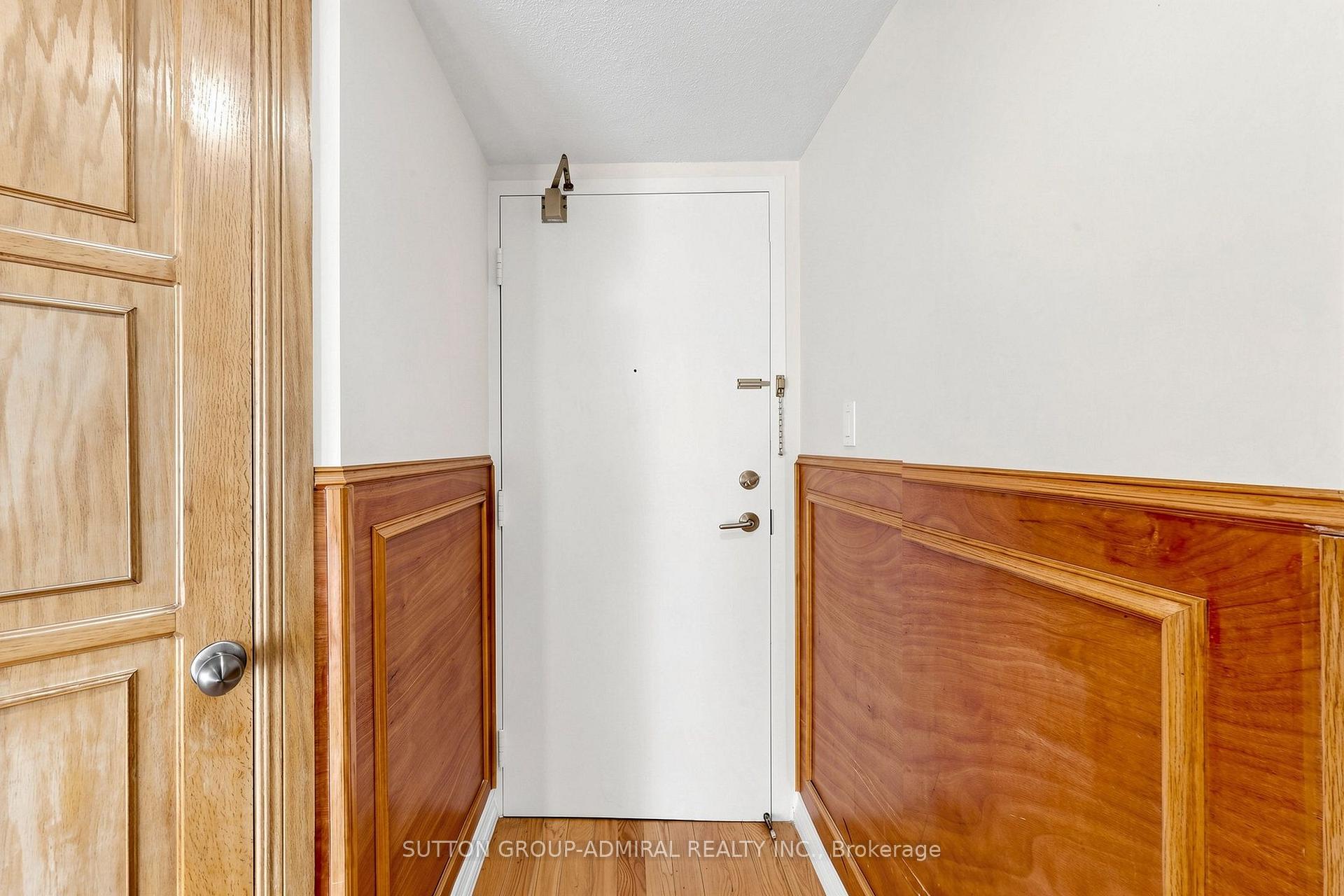 Photo 13 of Unit 208, 5 Weldrick Road W, Richmond Hill, North Richvale — HOMEH