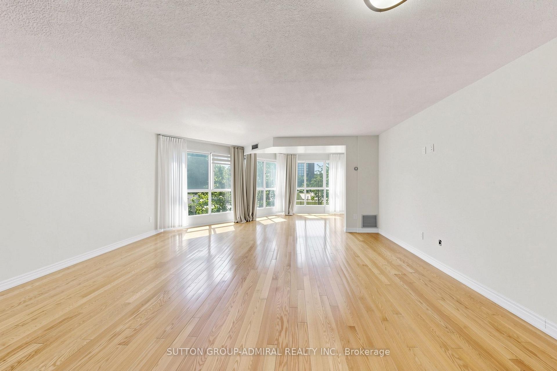 Photo 16 of Unit 208, 5 Weldrick Road W, Richmond Hill, North Richvale — HOMEH