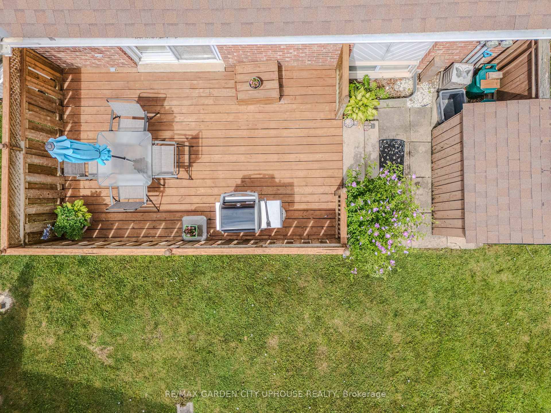 Photo 24 of 122 Bunting Road, St. Catharines, E. Chester — HOMEH