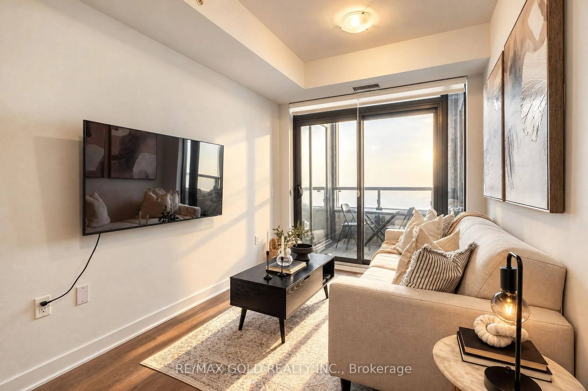Photo 8 of Unit 2701, 2920 Highway 7, Vaughan, Concord — HOMEH
