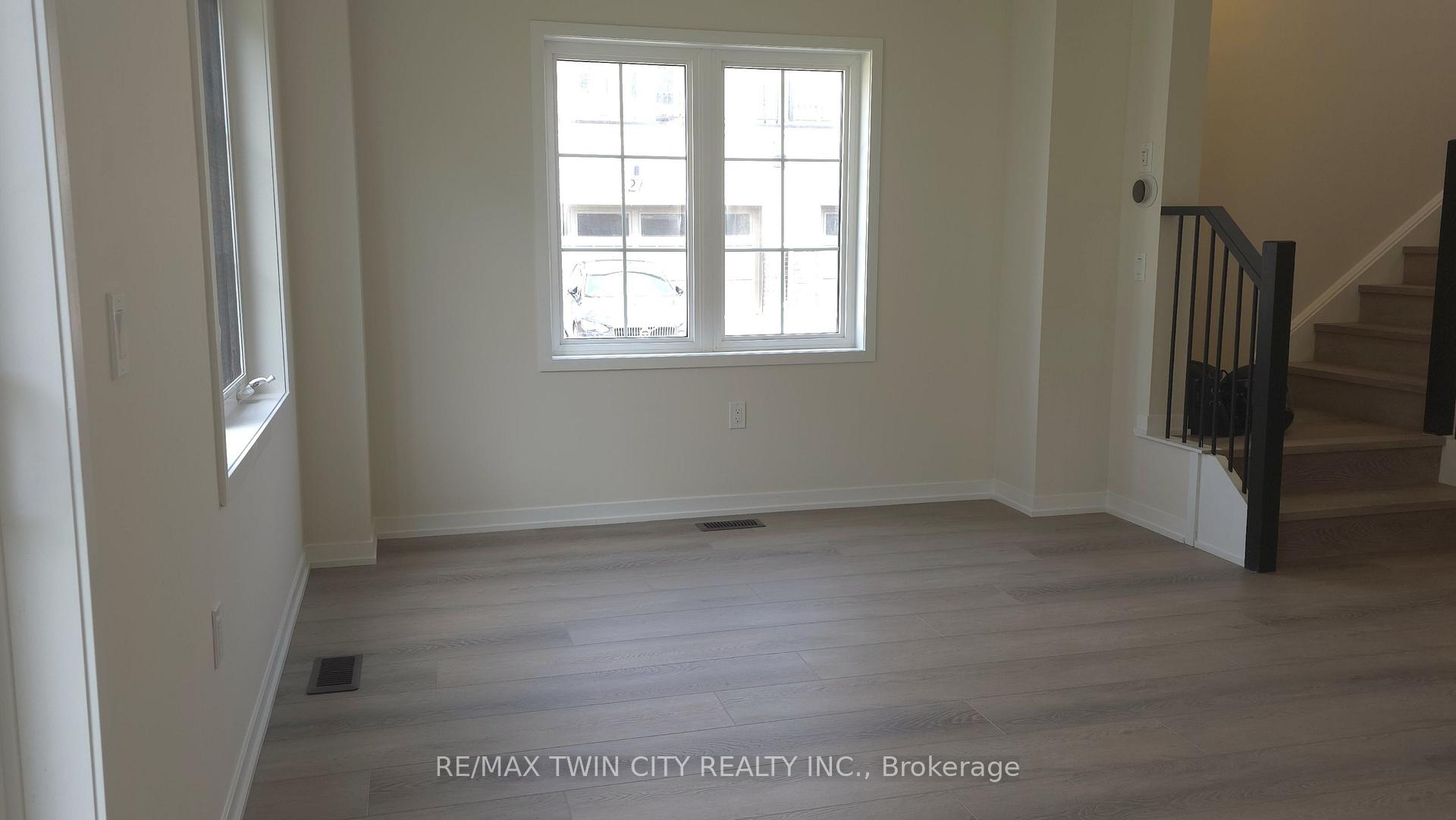 Photo 5 of 35 Moonstone Common, Cambridge, Preston Heights — HOMEH