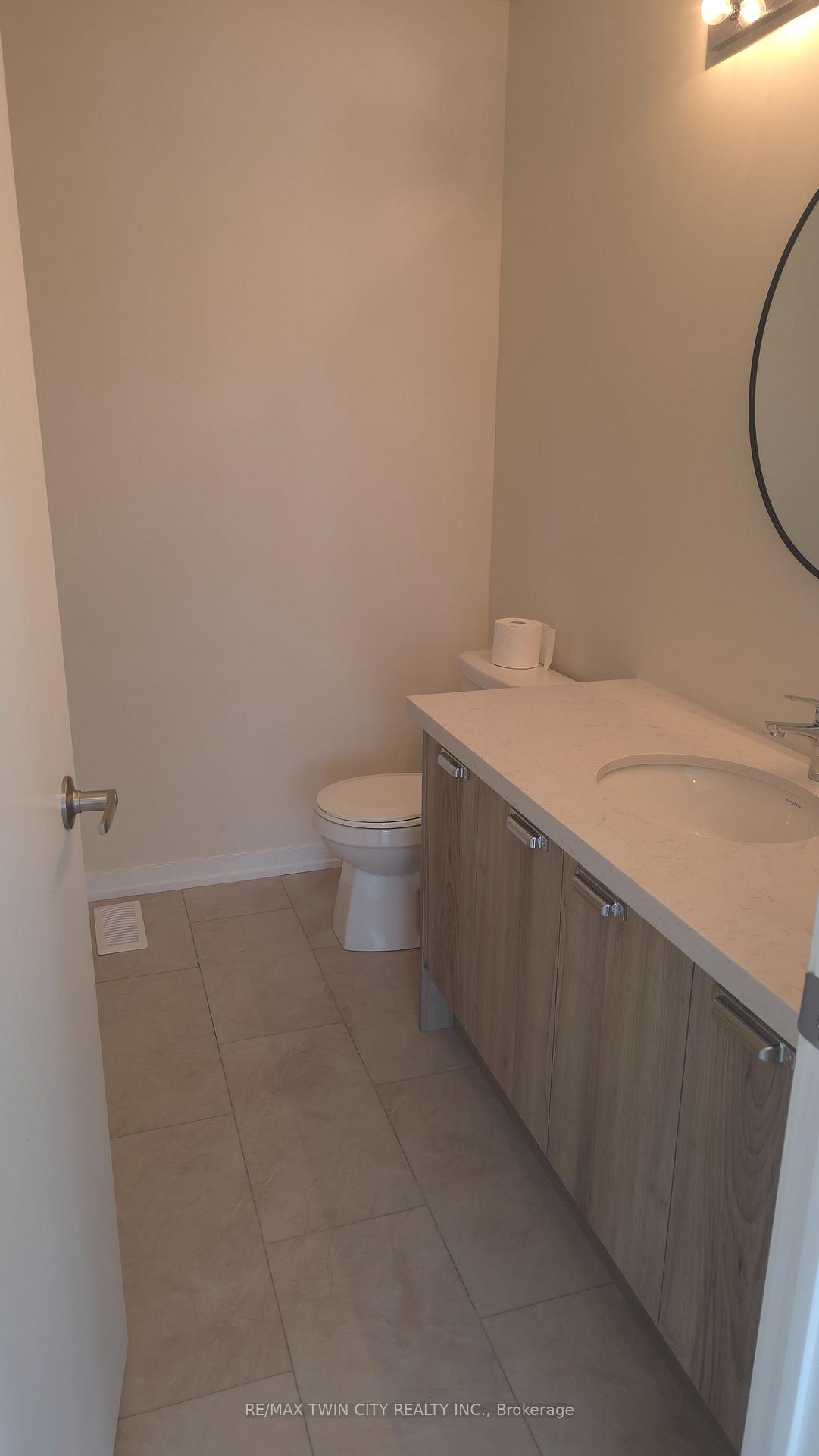 Photo 11 of 35 Moonstone Common, Cambridge, Preston Heights — HOMEH