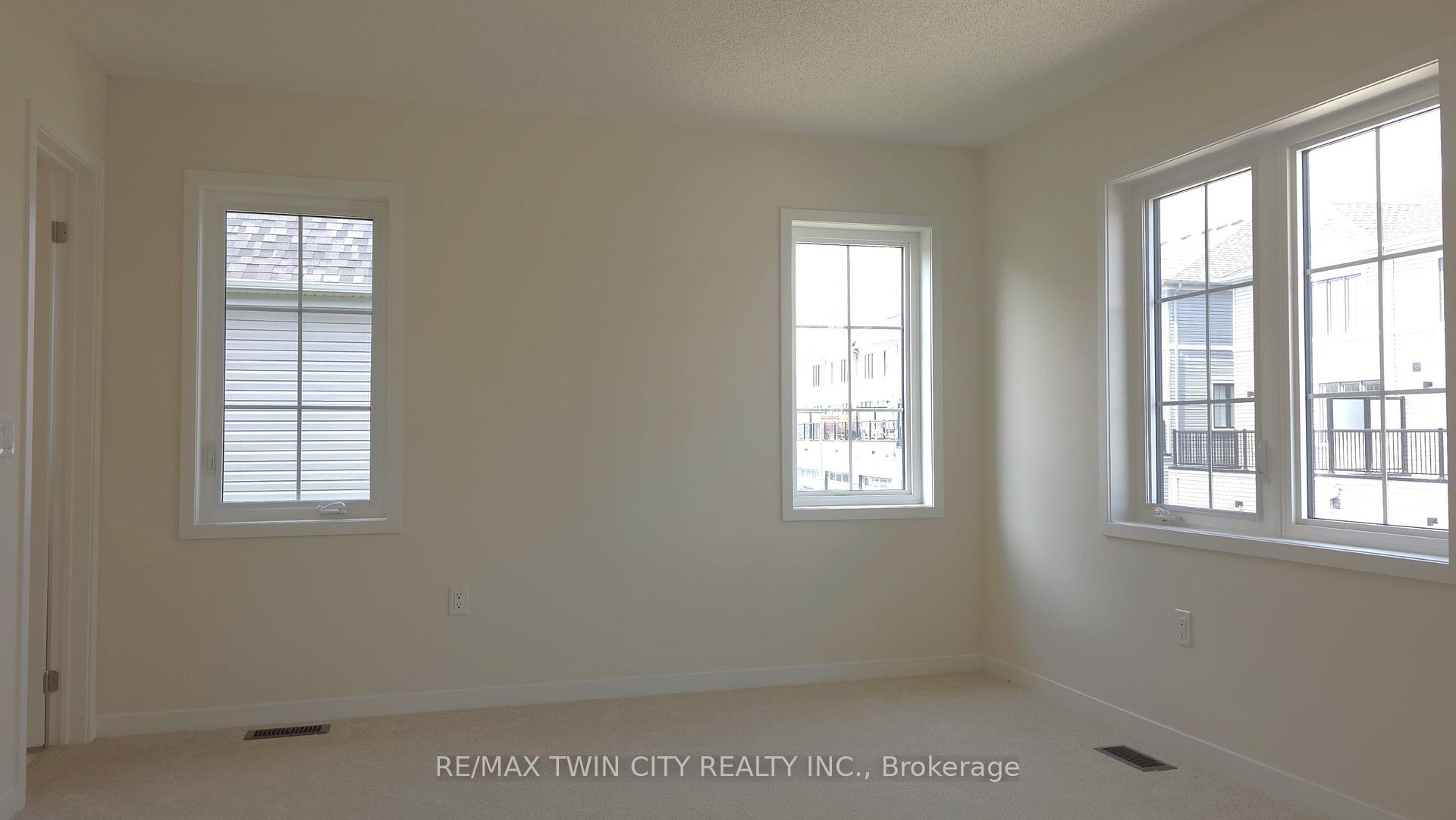 Photo 13 of 35 Moonstone Common, Cambridge, Preston Heights — HOMEH