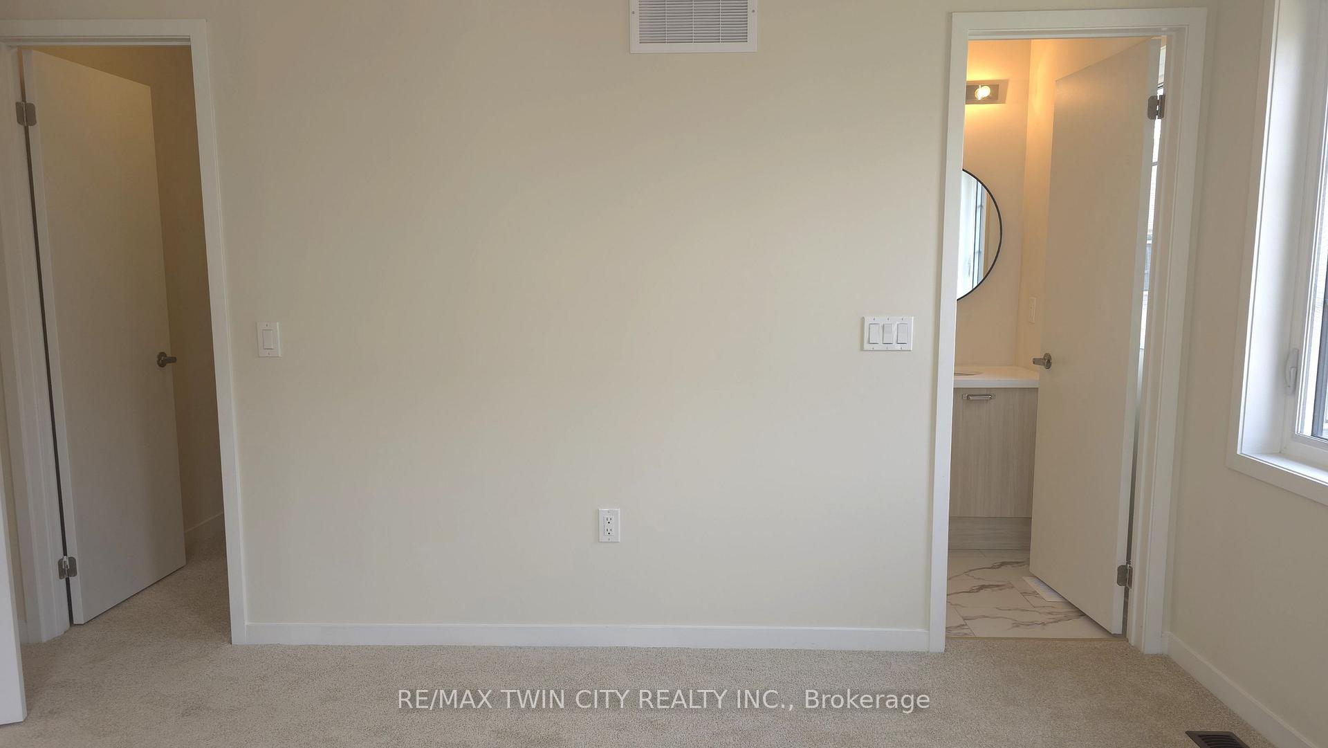 Photo 14 of 35 Moonstone Common, Cambridge, Preston Heights — HOMEH