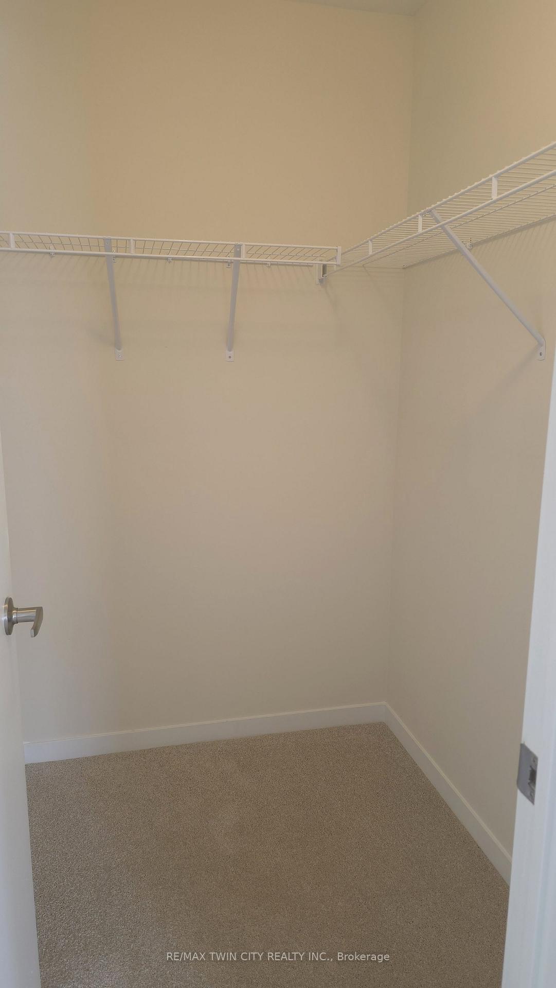 Photo 16 of 35 Moonstone Common, Cambridge, Preston Heights — HOMEH