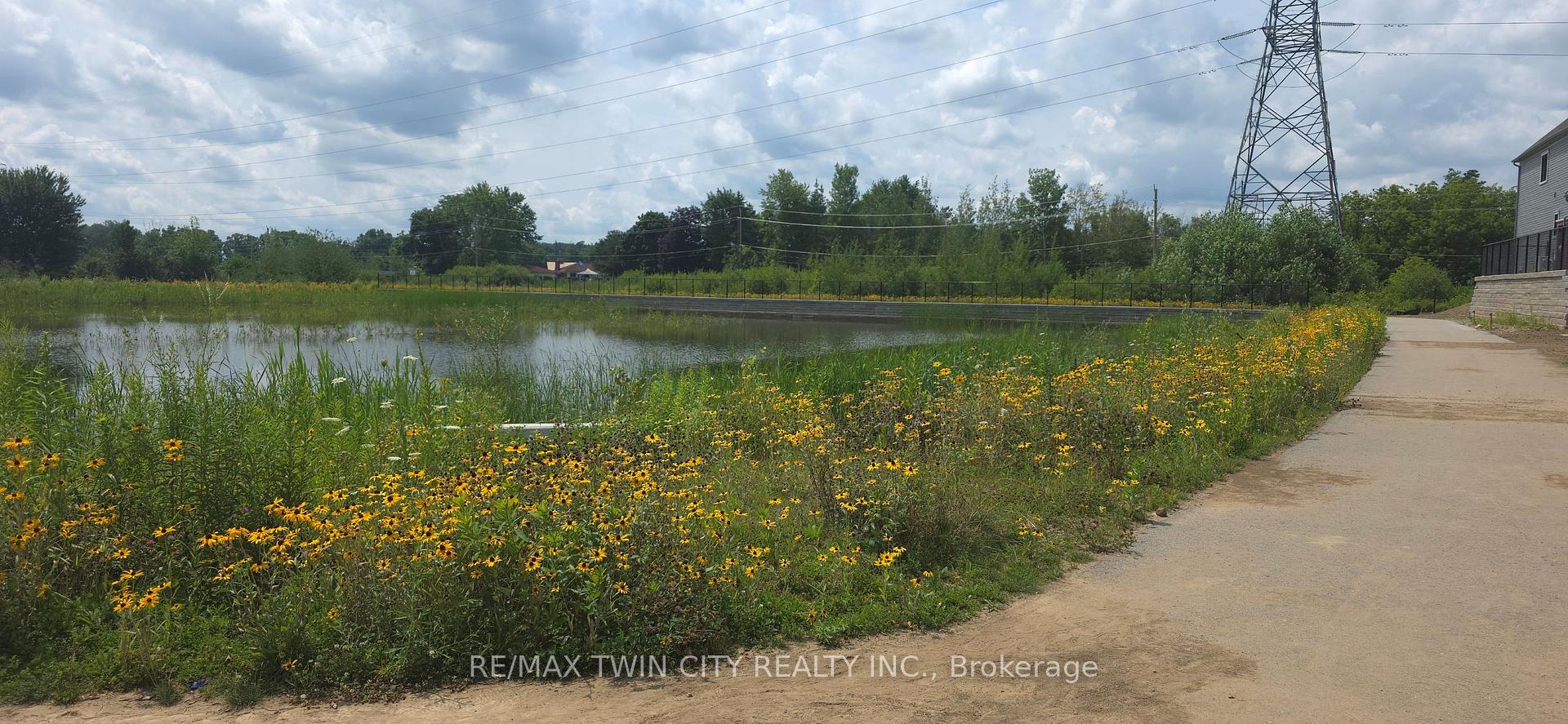 Photo 20 of 35 Moonstone Common, Cambridge, Preston Heights — HOMEH