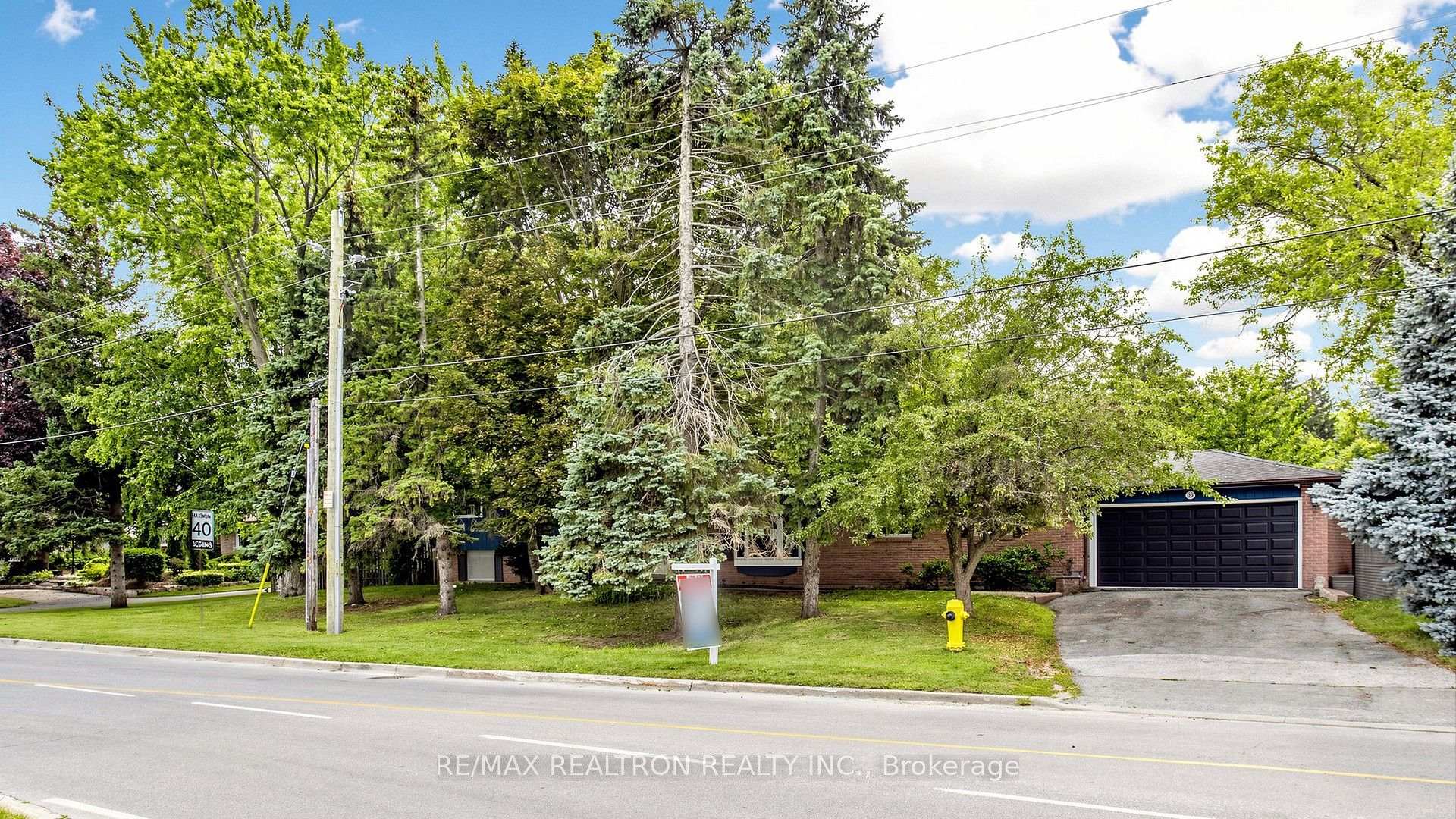 Photo 2 of 10 Rotherglen Road S, Ajax, Central West — HOMEH
