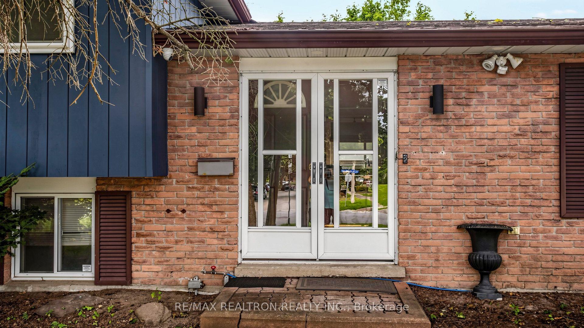 Photo 3 of 10 Rotherglen Road S, Ajax, Central West — HOMEH