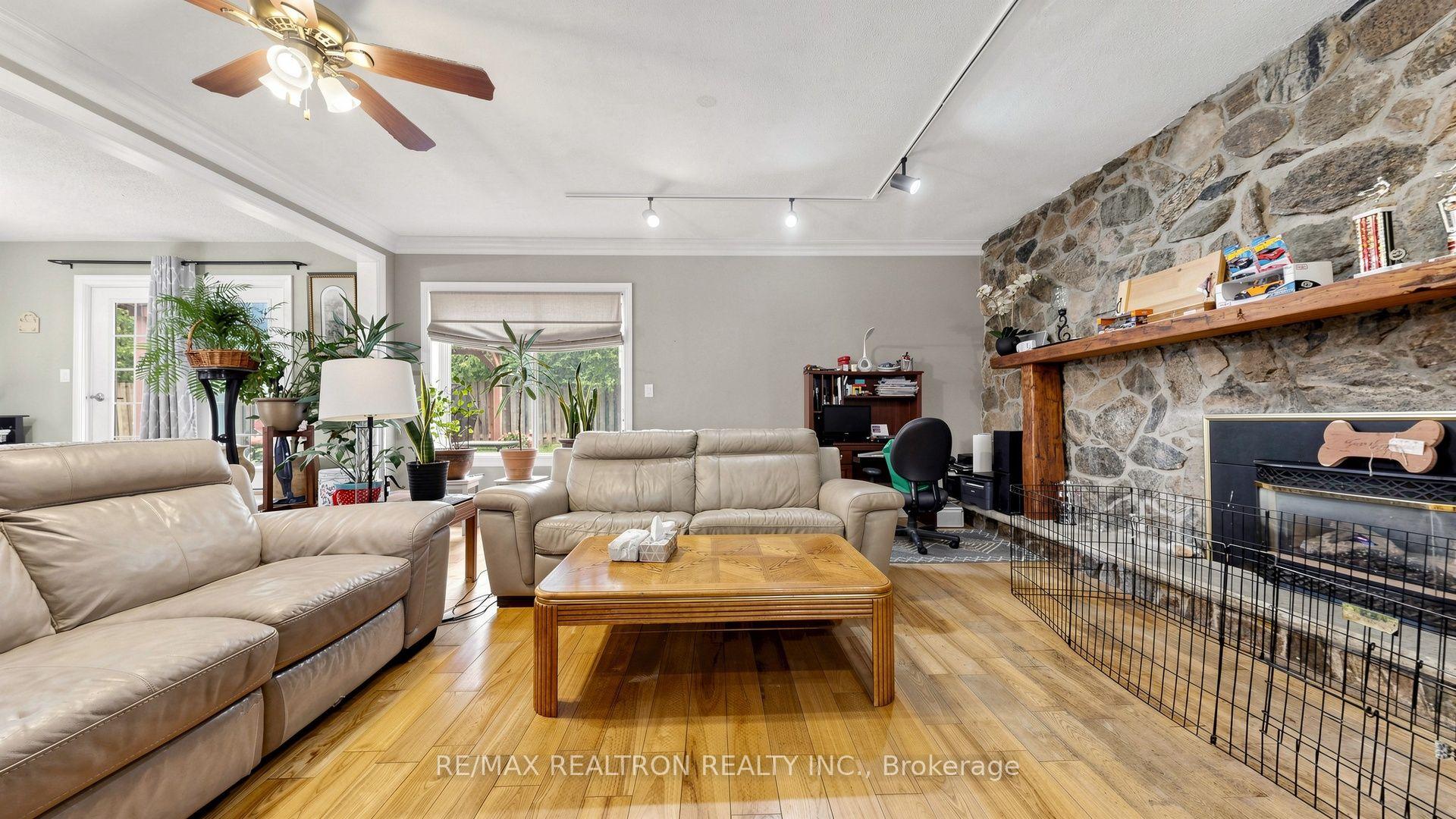 Photo 10 of 10 Rotherglen Road S, Ajax, Central West — HOMEH
