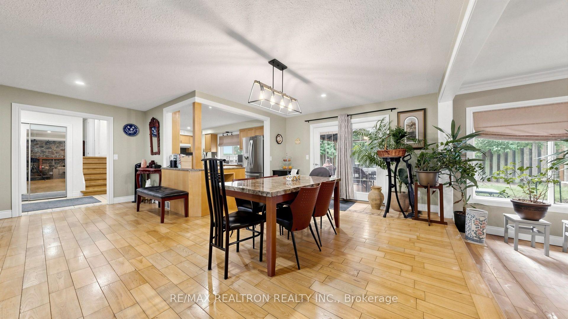 Photo 17 of 10 Rotherglen Road S, Ajax, Central West — HOMEH