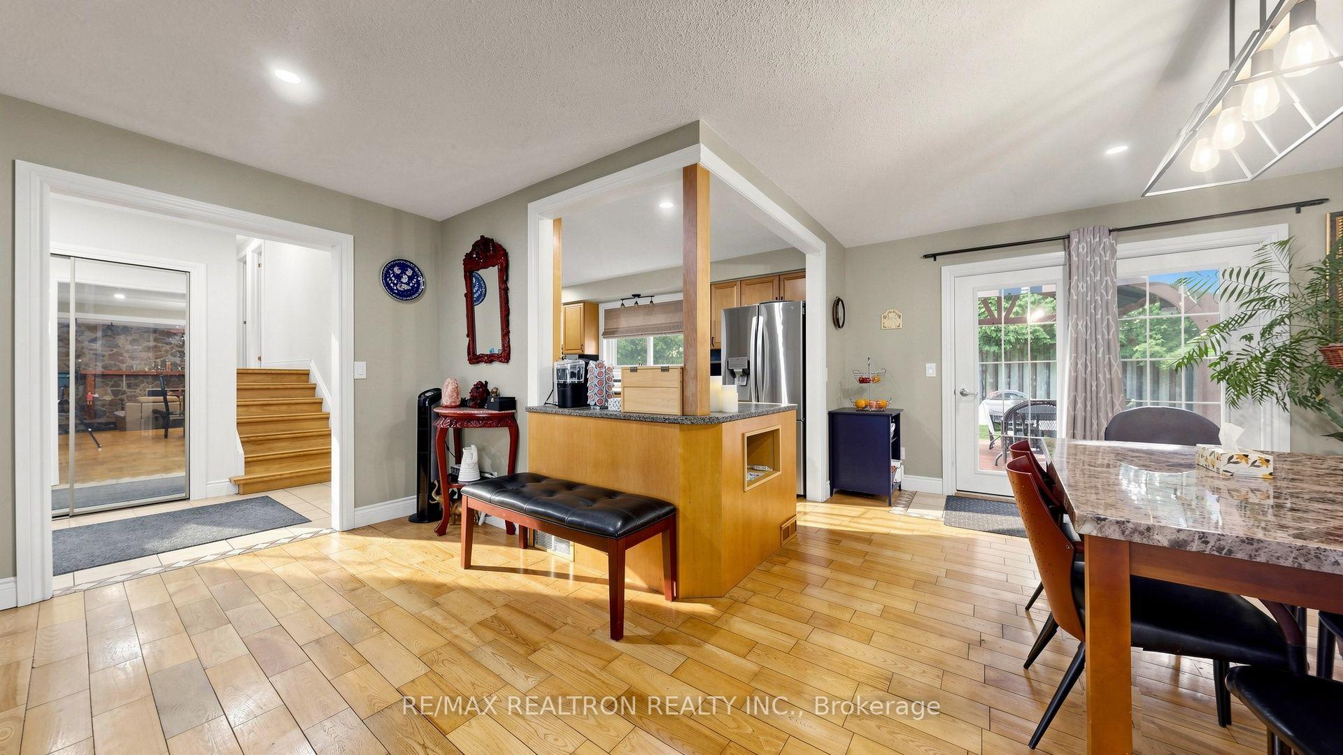 Photo 19 of 10 Rotherglen Road S, Ajax, Central West — HOMEH