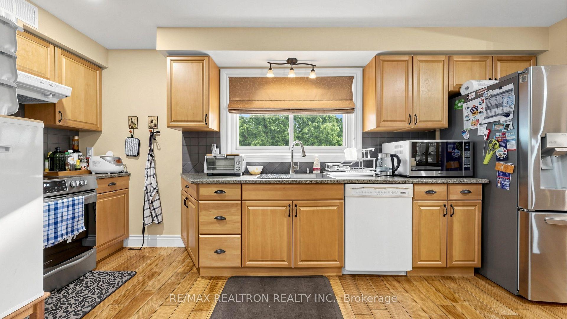 Photo 23 of 10 Rotherglen Road S, Ajax, Central West — HOMEH
