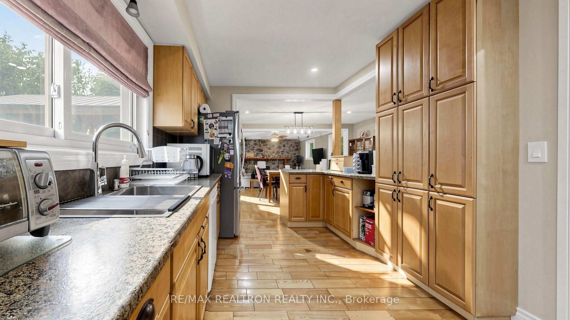 Photo 25 of 10 Rotherglen Road S, Ajax, Central West — HOMEH