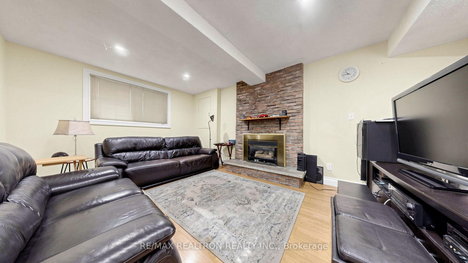 Photo 30 of 10 Rotherglen Road S, Ajax, Central West — HOMEH