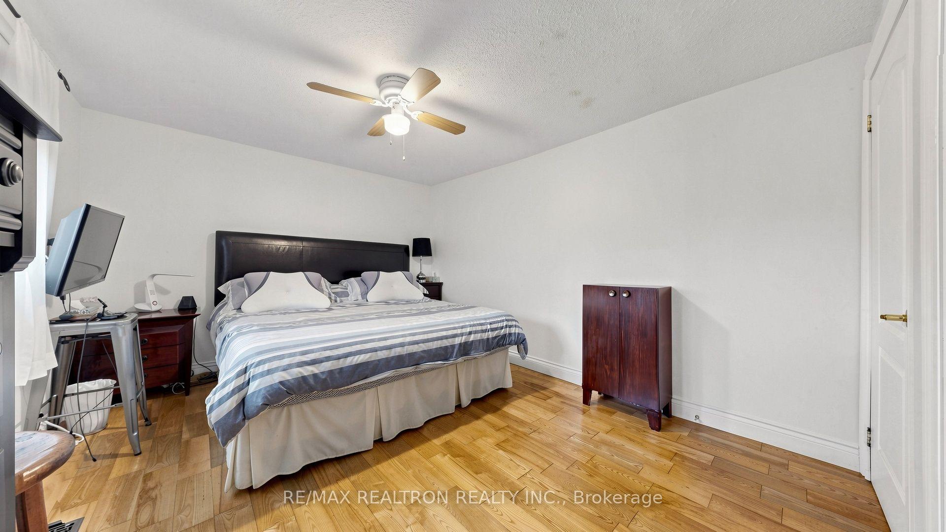 Photo 38 of 10 Rotherglen Road S, Ajax, Central West — HOMEH