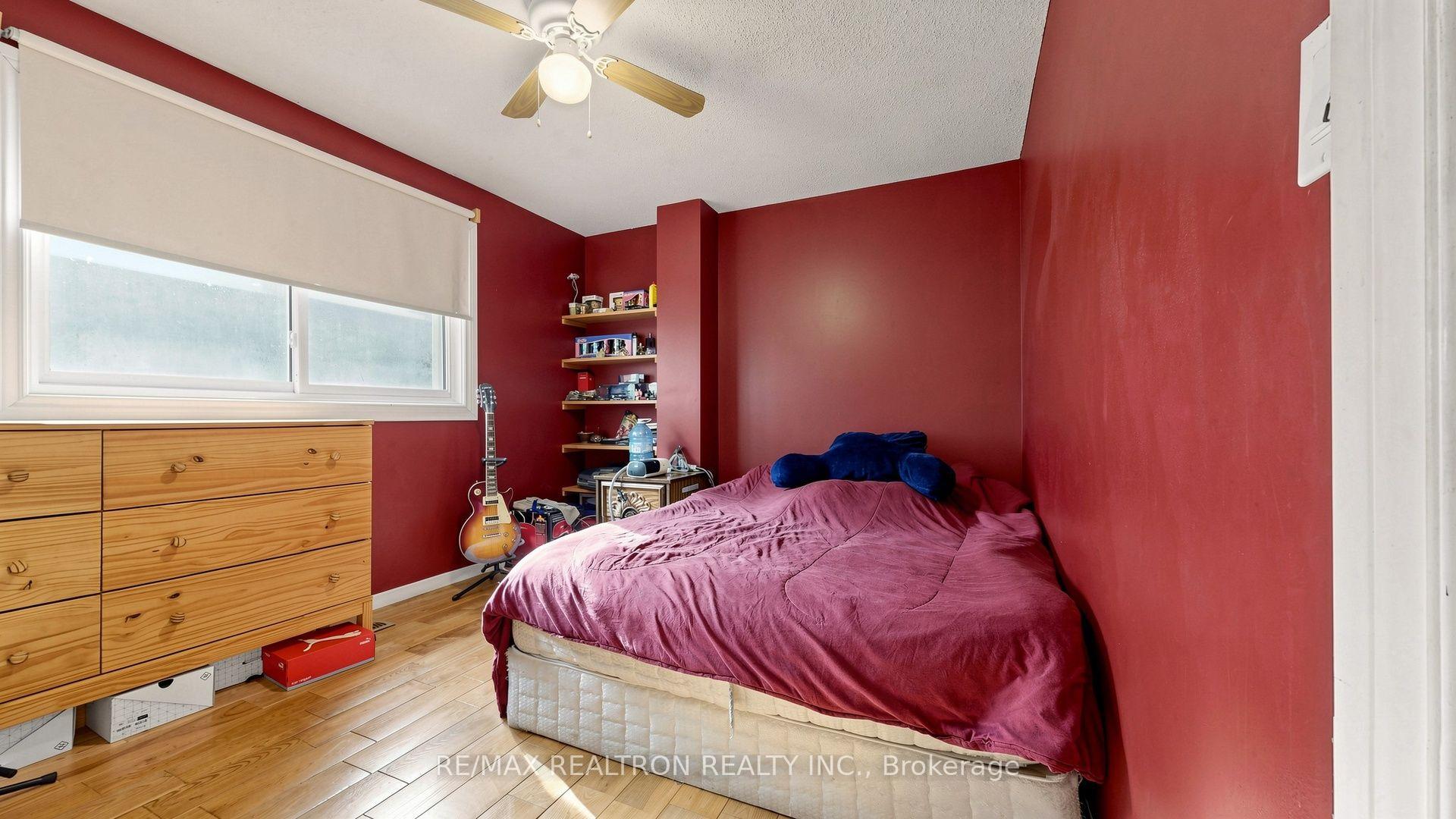 Photo 40 of 10 Rotherglen Road S, Ajax, Central West — HOMEH
