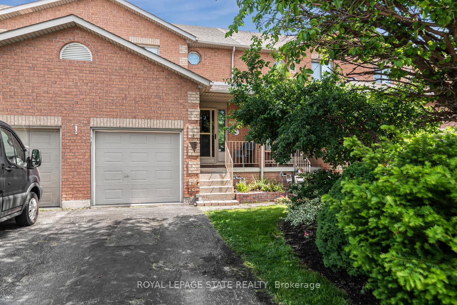 Photo 4 of 127 Terni Boulevard, Hamilton, Broughton — HOMEH