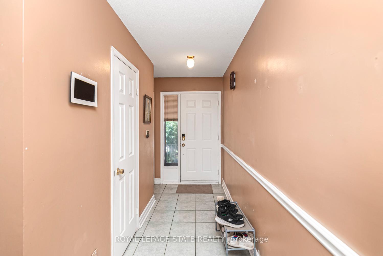 Photo 5 of 127 Terni Boulevard, Hamilton, Broughton — HOMEH