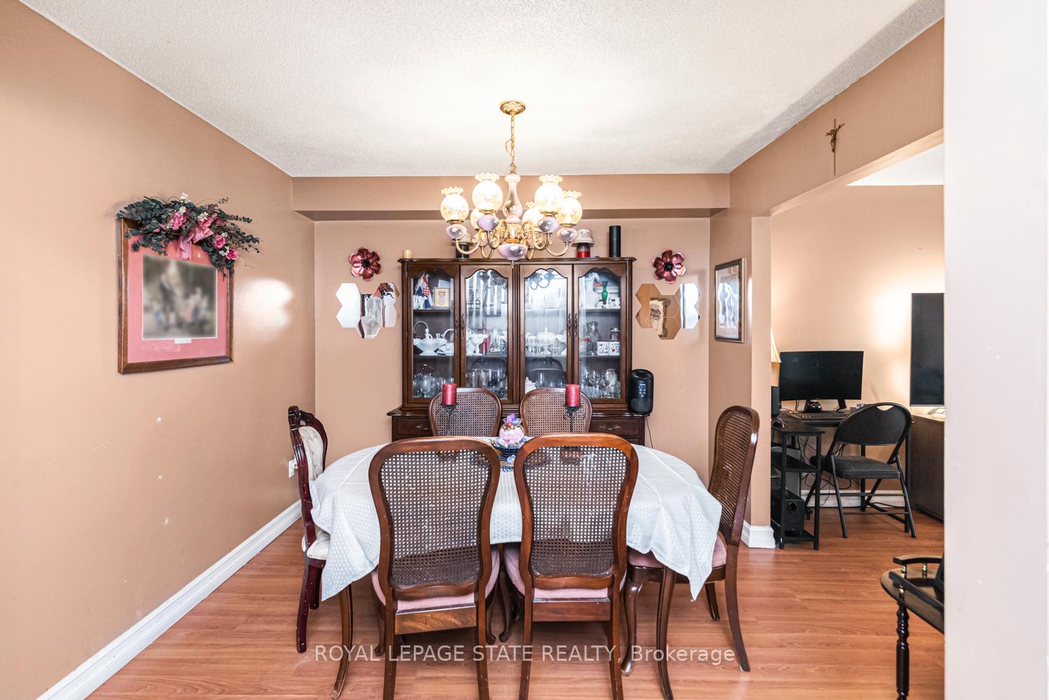 Photo 13 of 127 Terni Boulevard, Hamilton, Broughton — HOMEH