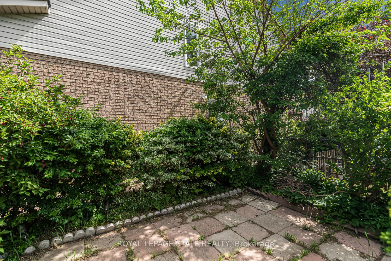 Photo 38 of 127 Terni Boulevard, Hamilton, Broughton — HOMEH