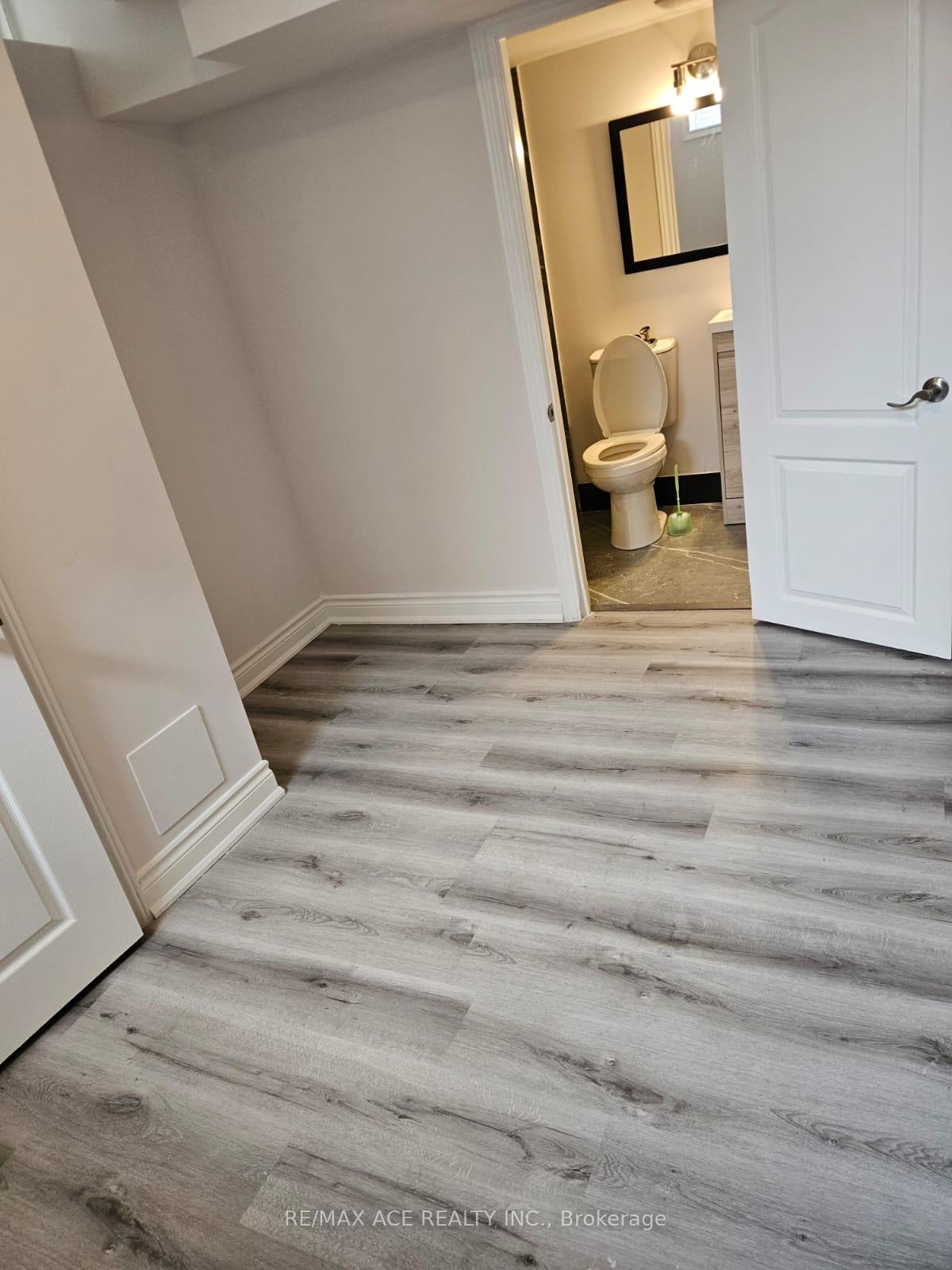 Photo 5 of Unit Bsmt, 190 Britannia Avenue W, Oshawa, Windfields — HOMEH