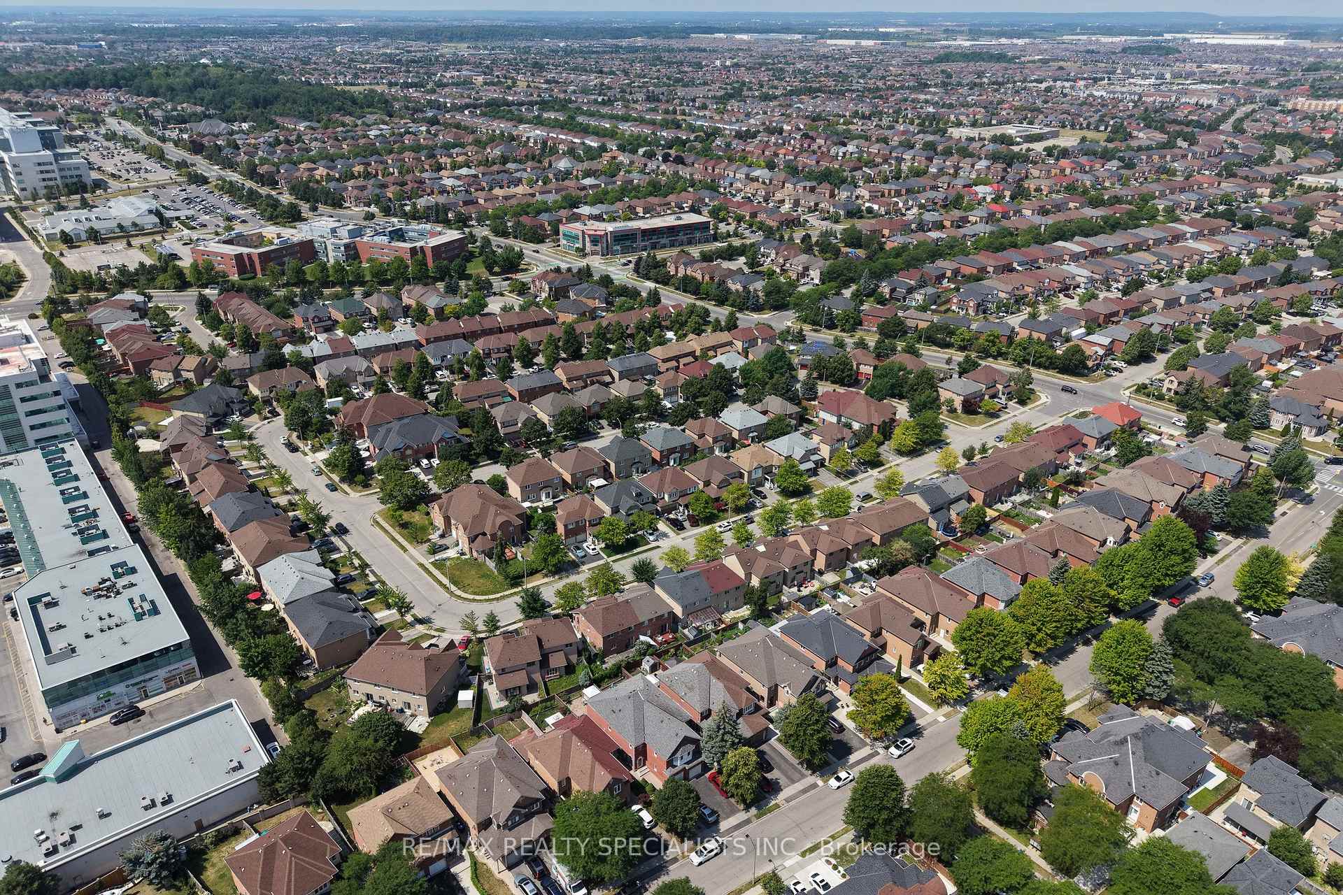 Photo 12 of 45 Clover Bloom Road, Brampton, Sandringham-Wellington — HOMEH
