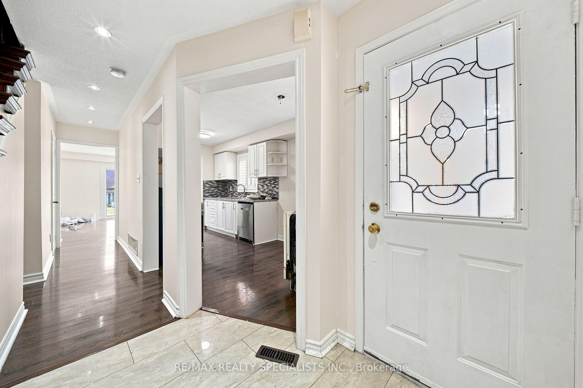 Photo 18 of 45 Clover Bloom Road, Brampton, Sandringham-Wellington — HOMEH