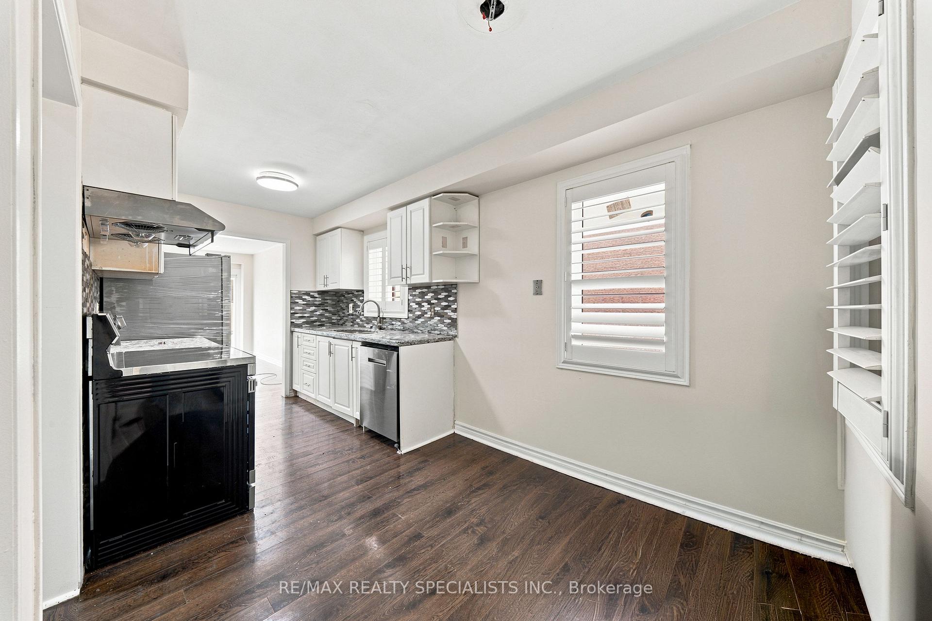 Photo 22 of 45 Clover Bloom Road, Brampton, Sandringham-Wellington — HOMEH
