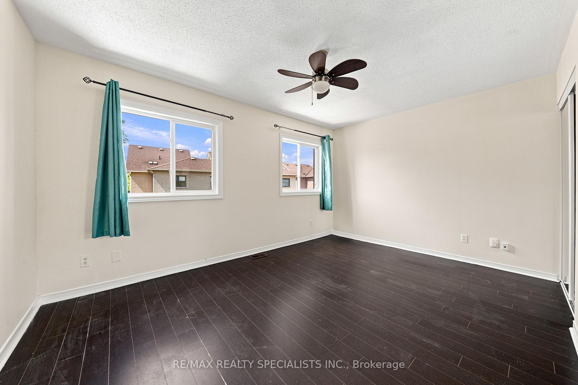 Photo 27 of 45 Clover Bloom Road, Brampton, Sandringham-Wellington — HOMEH
