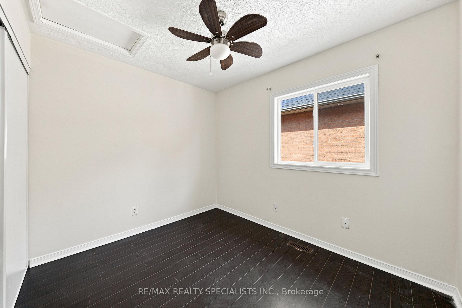 Photo 33 of 45 Clover Bloom Road, Brampton, Sandringham-Wellington — HOMEH