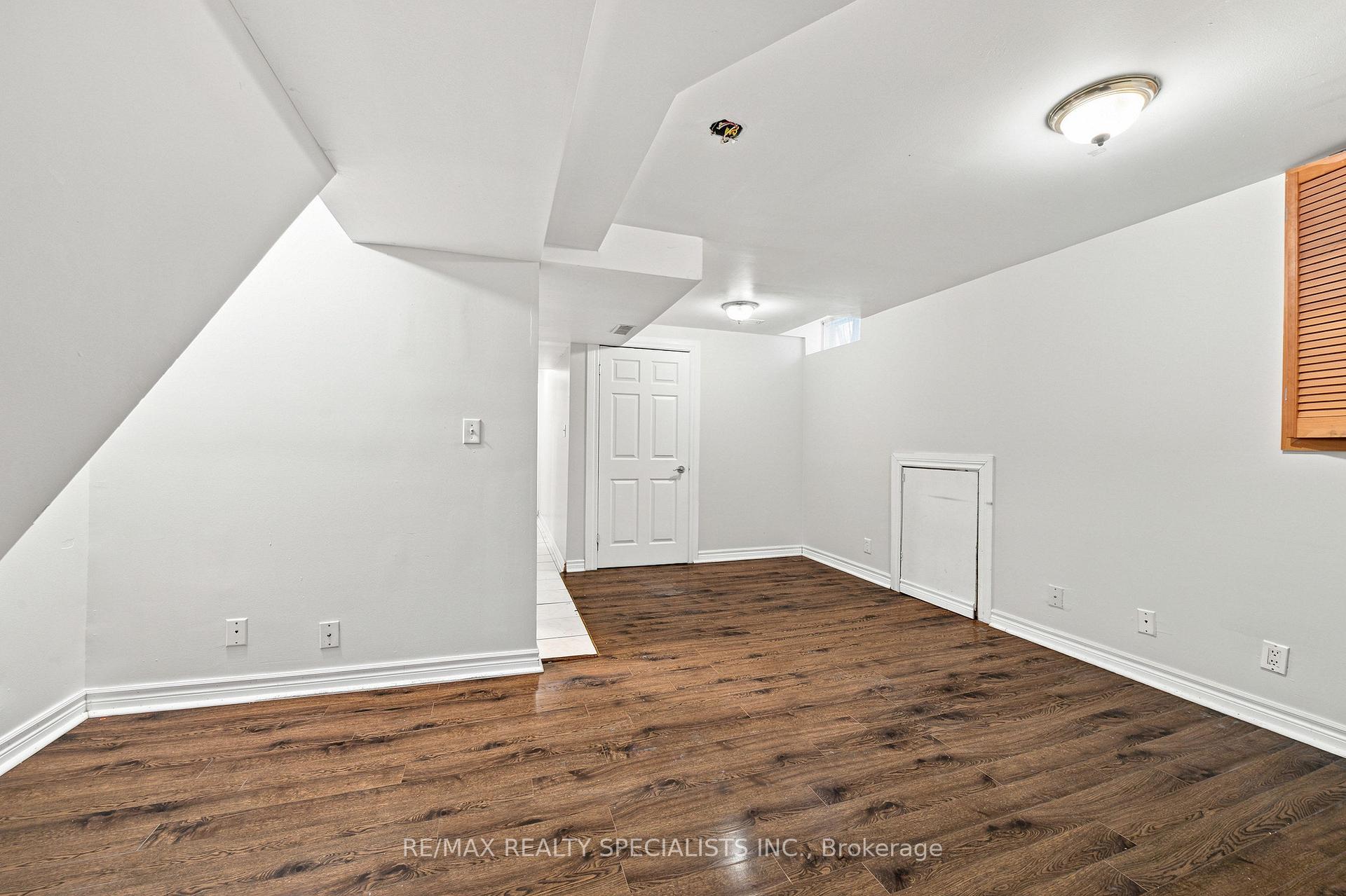 Photo 36 of 45 Clover Bloom Road, Brampton, Sandringham-Wellington — HOMEH