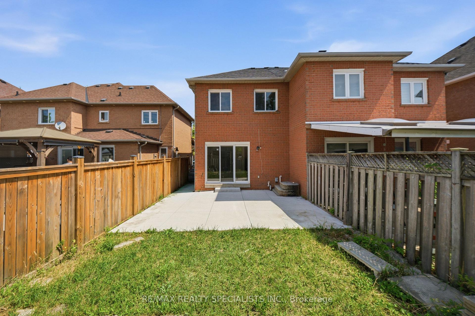 Photo 40 of 45 Clover Bloom Road, Brampton, Sandringham-Wellington — HOMEH