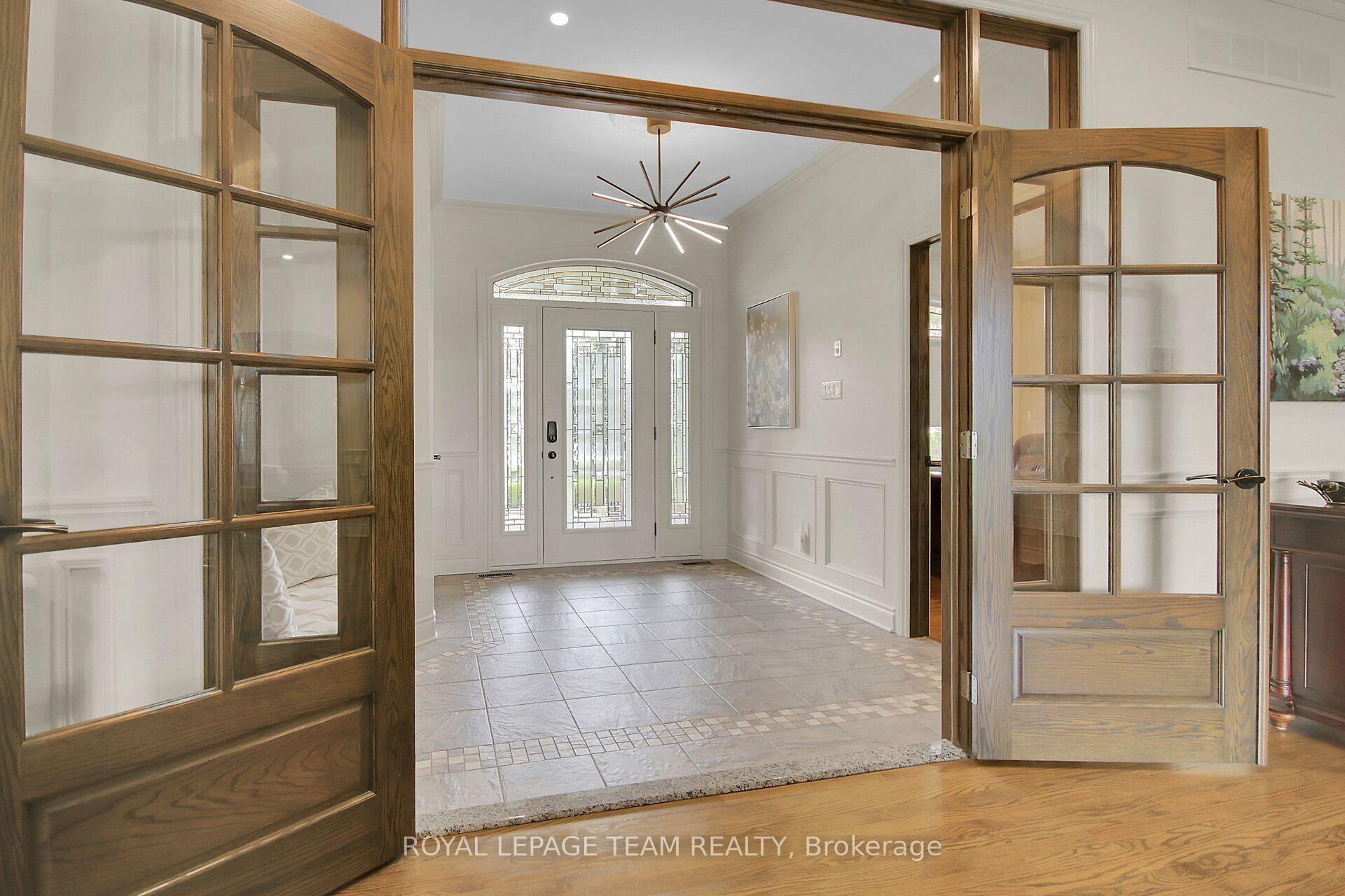 Photo 7 of 5591 Manotick Main Street, Ottawa, Manotick Village & Manotick Estates — HOMEH