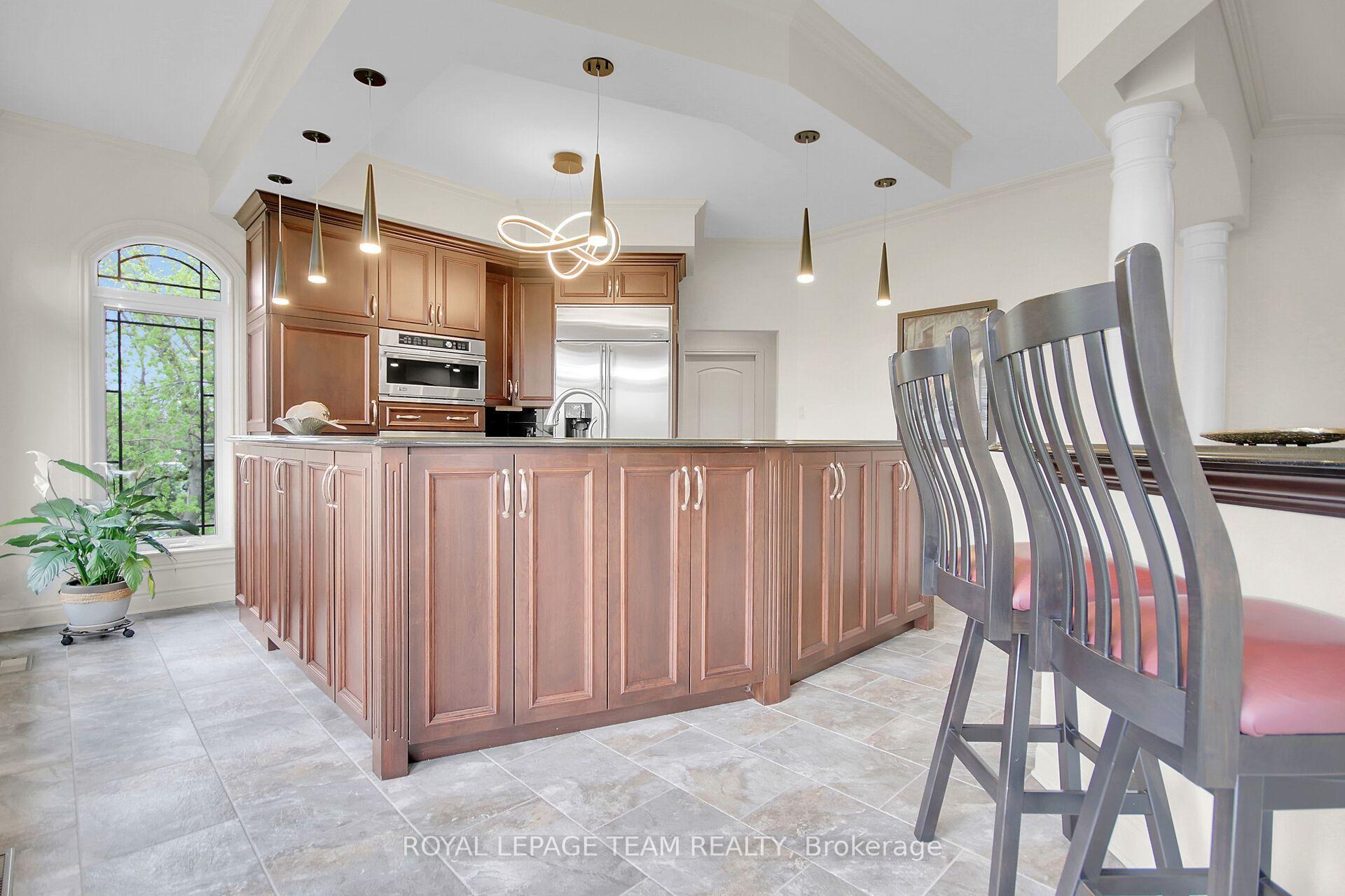 Photo 17 of 5591 Manotick Main Street, Ottawa, Manotick Village & Manotick Estates — HOMEH