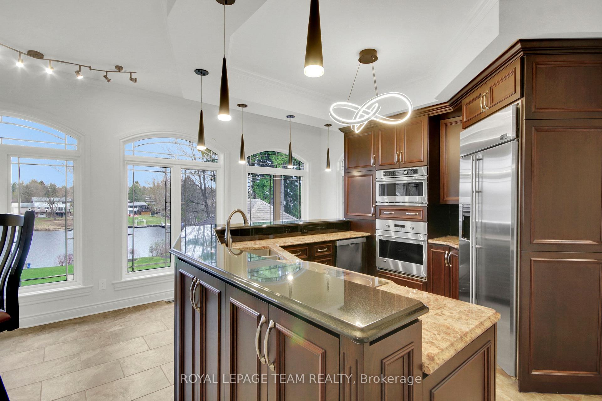 Photo 19 of 5591 Manotick Main Street, Ottawa, Manotick Village & Manotick Estates — HOMEH