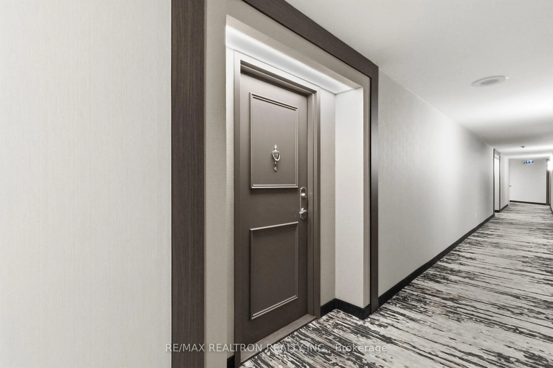 Photo 9 of Unit 812, 7420 Bathurst Street, Vaughan, Brownridge — HOMEH