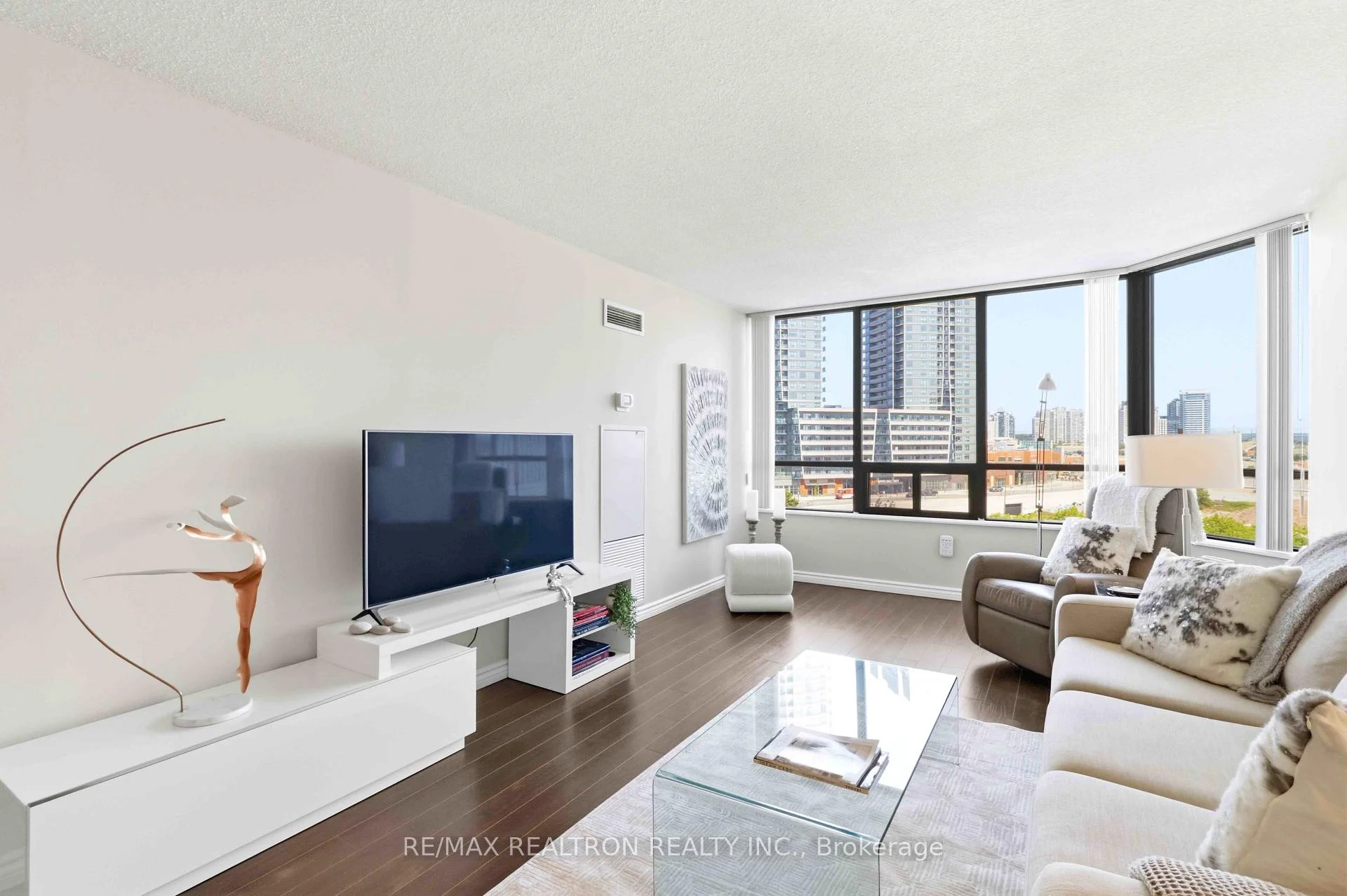 Photo 18 of Unit 812, 7420 Bathurst Street, Vaughan, Brownridge — HOMEH