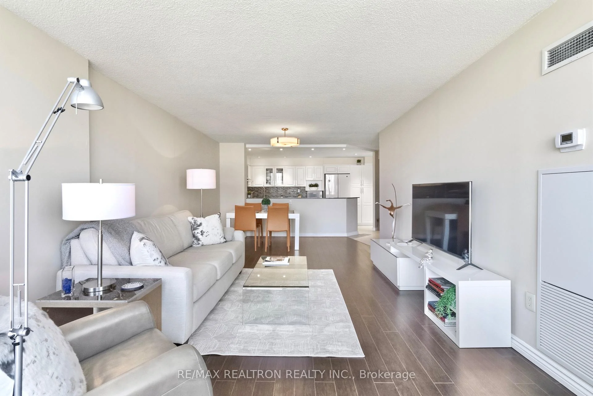 Photo 19 of Unit 812, 7420 Bathurst Street, Vaughan, Brownridge — HOMEH
