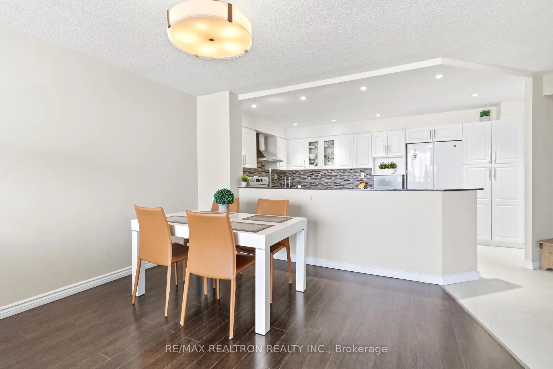 Photo 22 of Unit 812, 7420 Bathurst Street, Vaughan, Brownridge — HOMEH