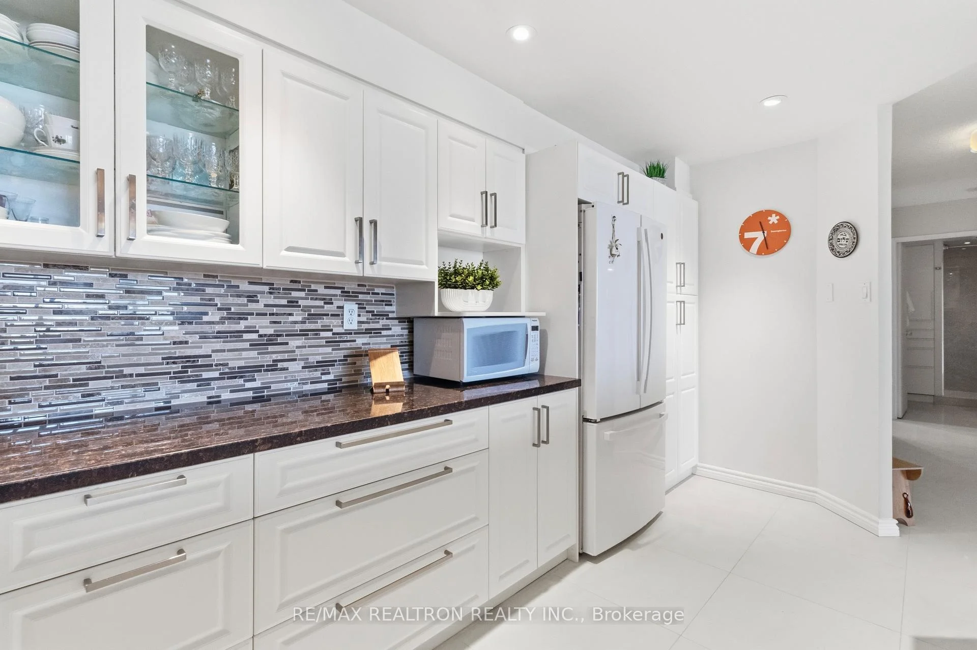Photo 33 of Unit 812, 7420 Bathurst Street, Vaughan, Brownridge — HOMEH